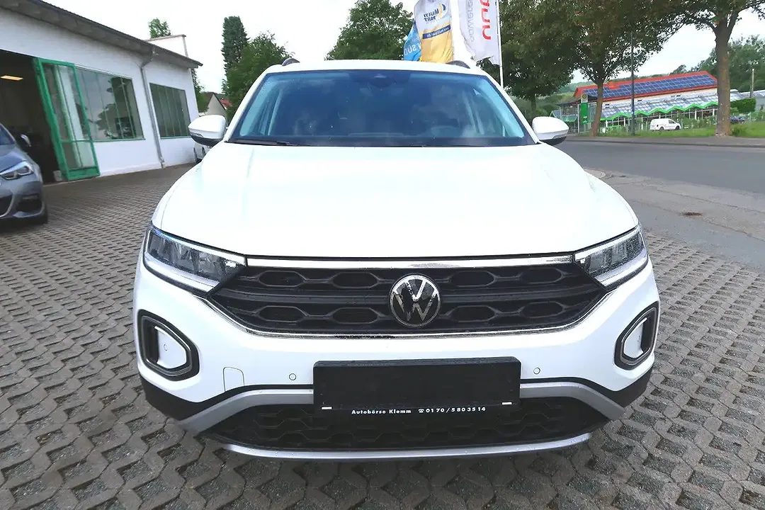 Volkswagen T-Roc - Thumbnail 3