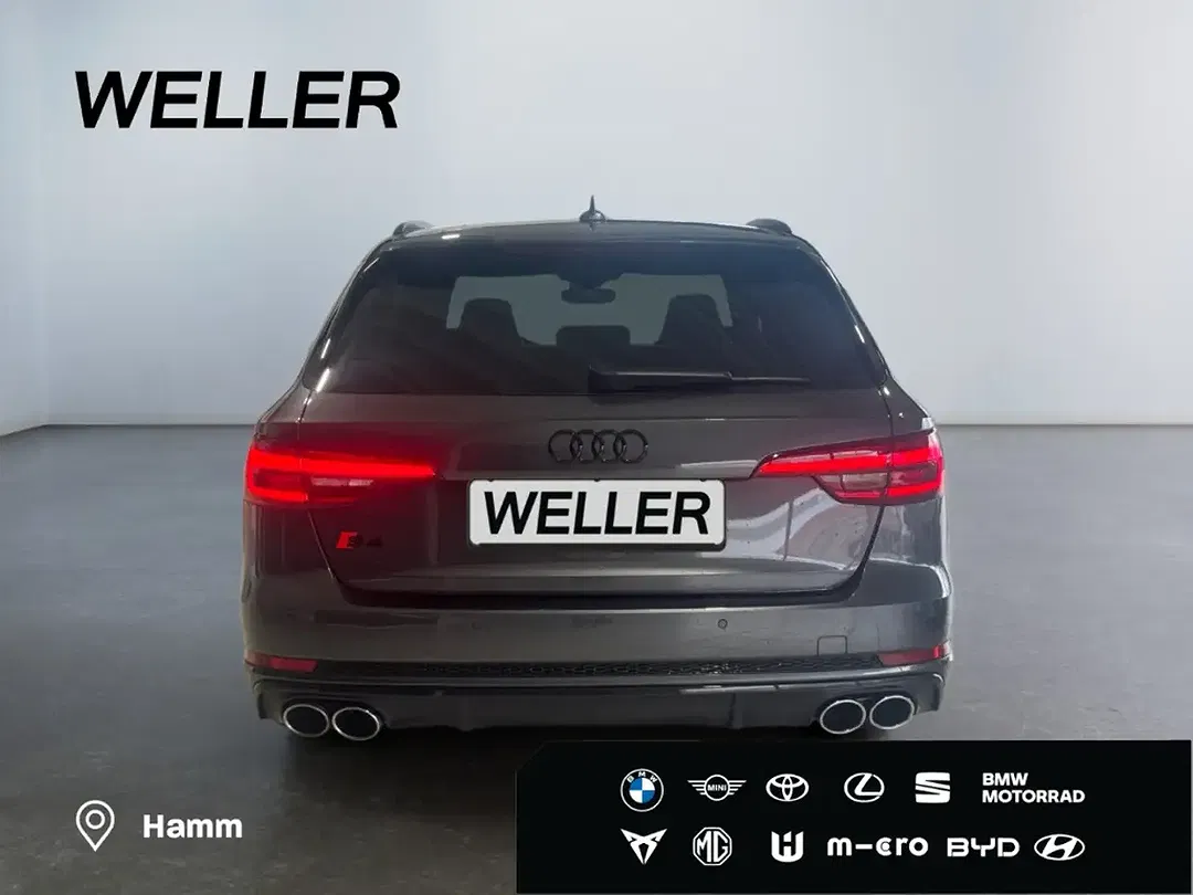 Audi S4 - Thumbnail 5