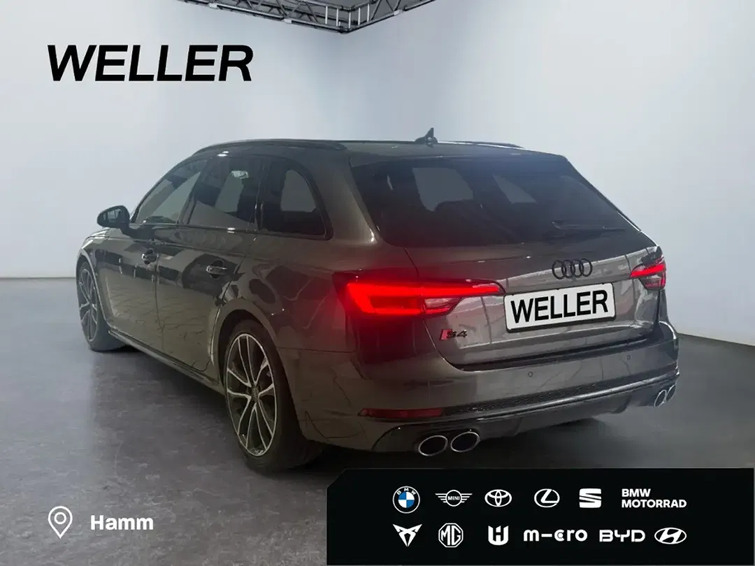 Audi S4 - Thumbnail 6
