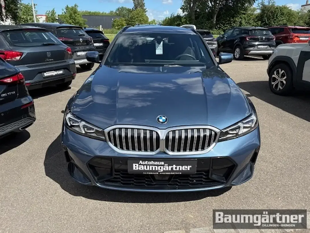 BMW 330 - Thumbnail 2