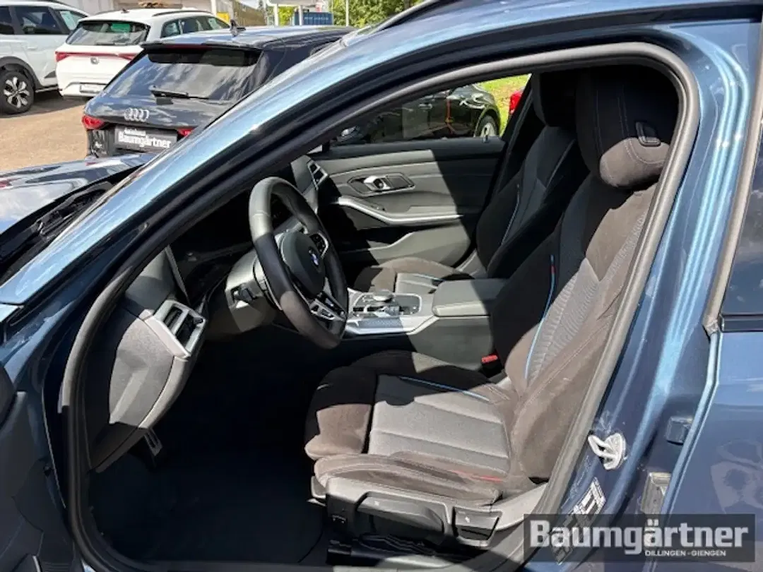 BMW 330 - Thumbnail 8