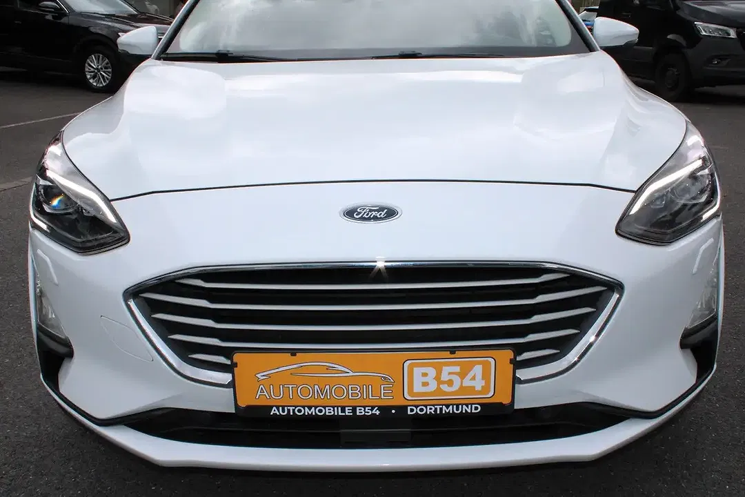 Ford Focus - Thumbnail 15