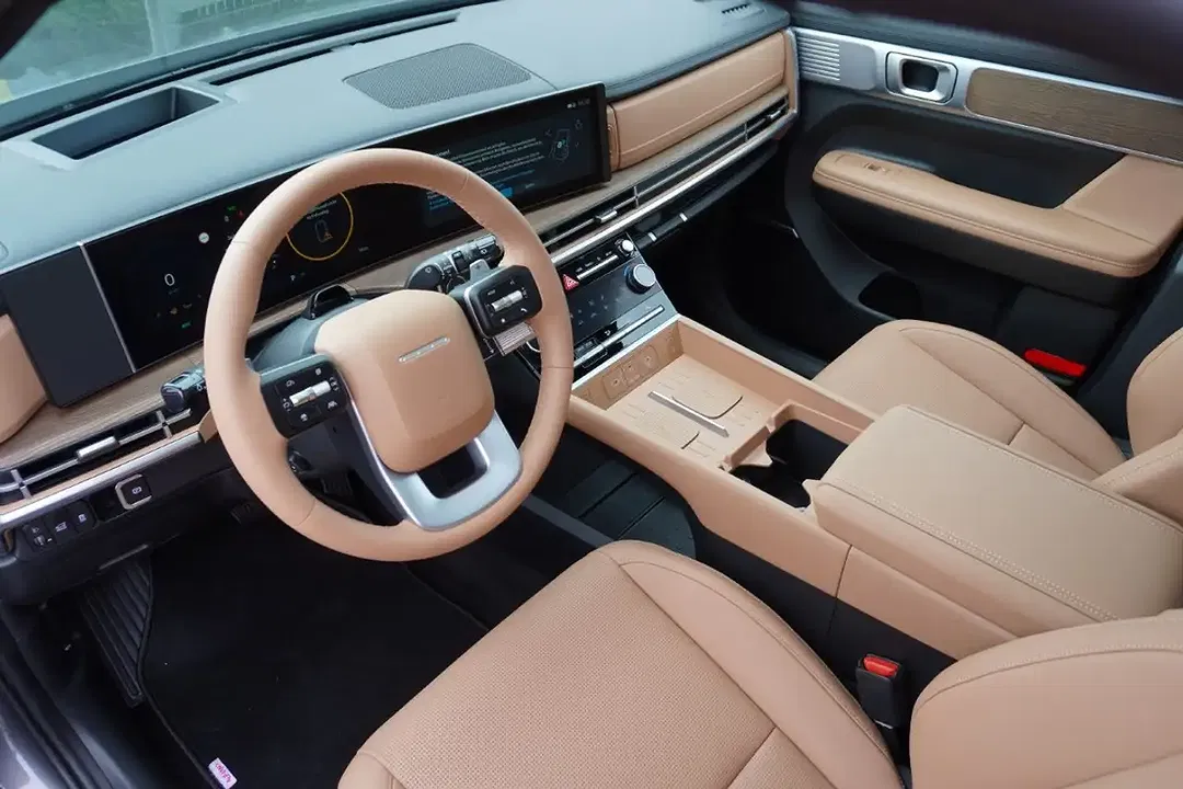 Hyundai SANTA FE - Thumbnail 9