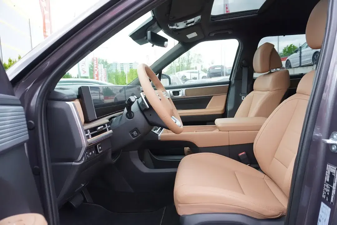 Hyundai SANTA FE - Thumbnail 12