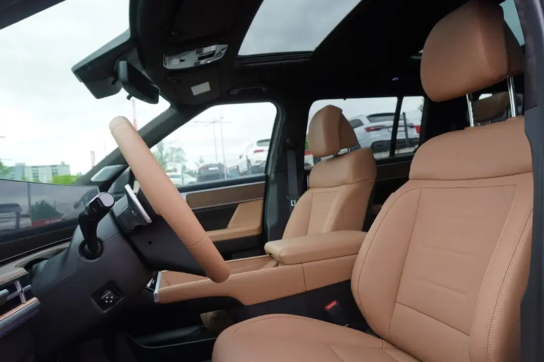 Hyundai SANTA FE - Thumbnail 13