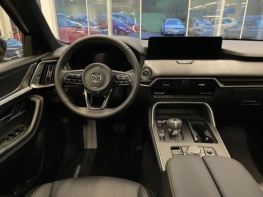 Mazda CX-60 - Thumbnail 3