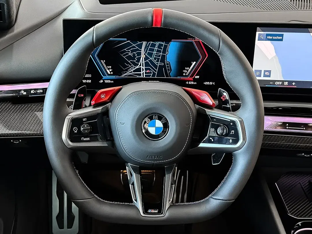 BMW M5 - Thumbnail 11