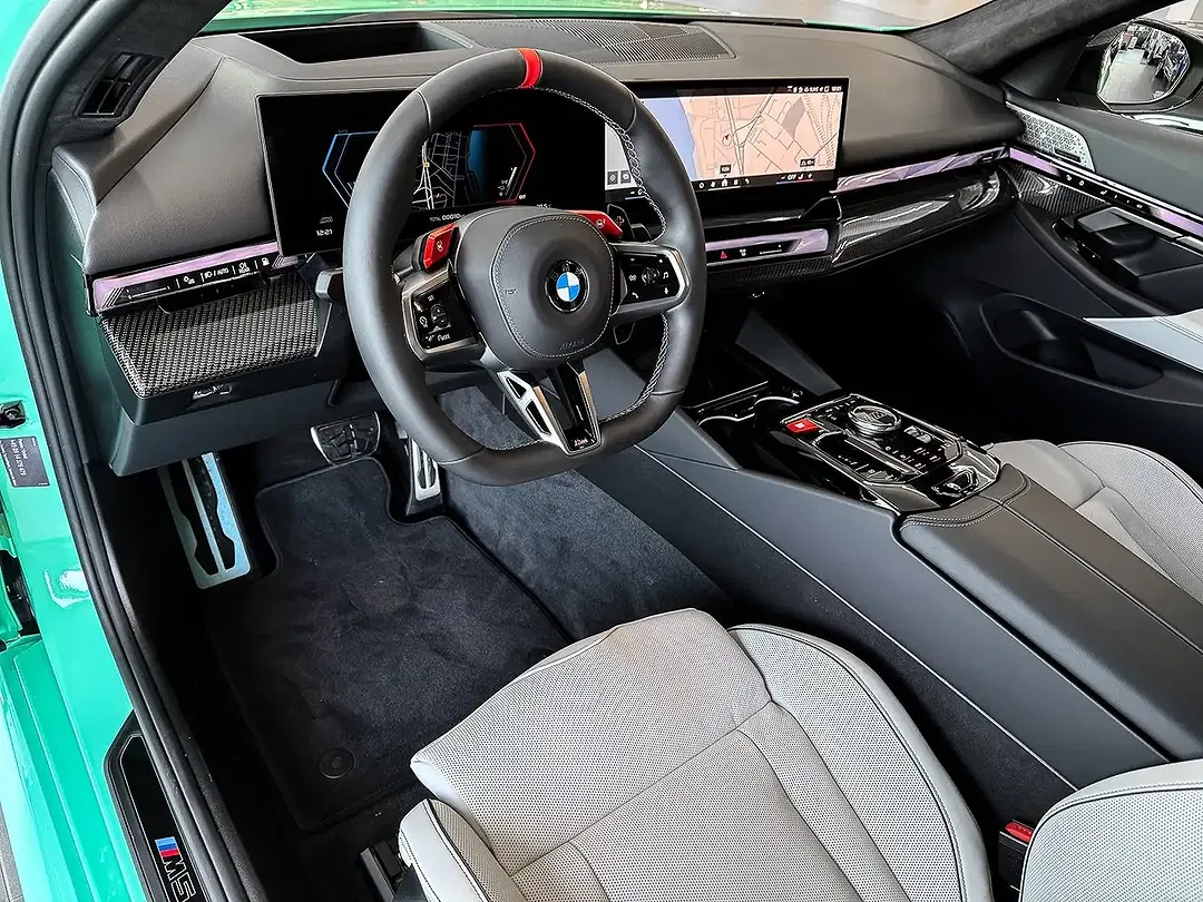 BMW M5 - Thumbnail 5