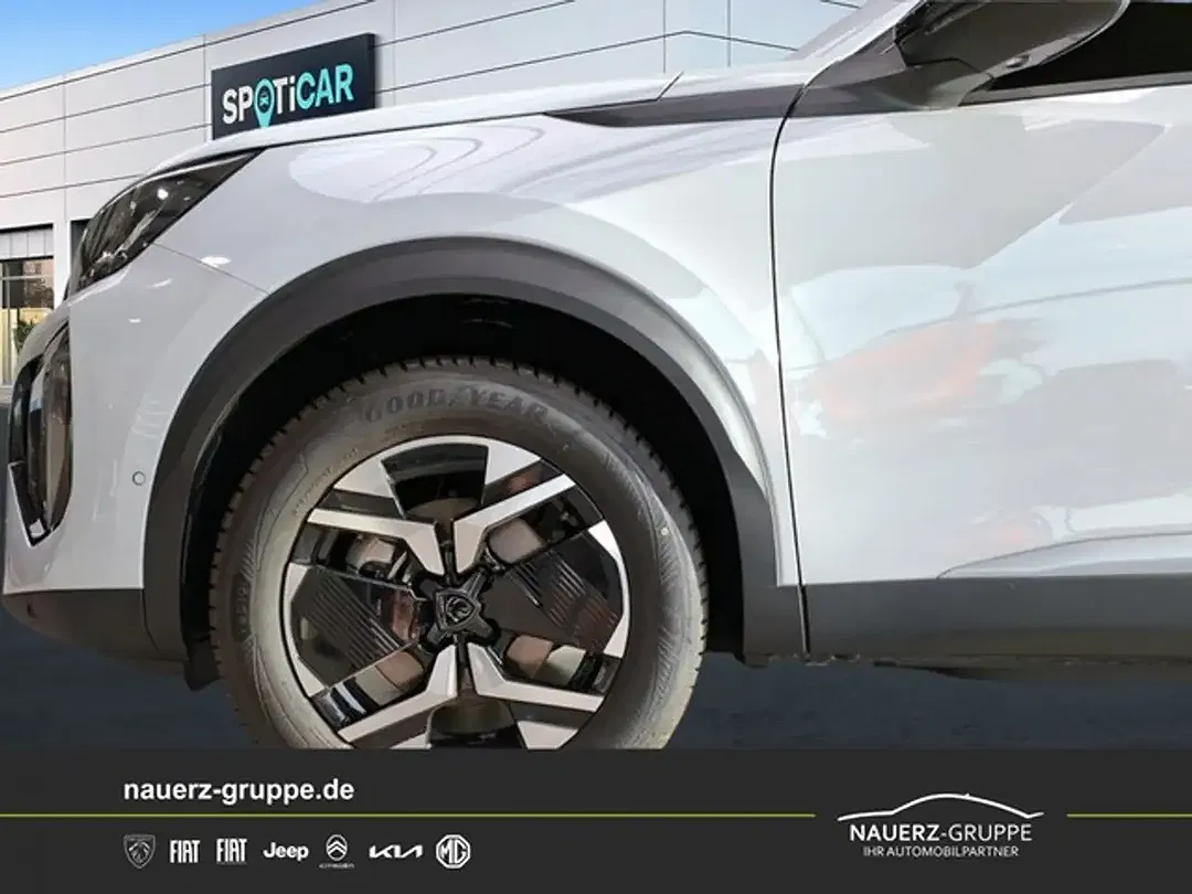 Peugeot 2008 - Thumbnail 5