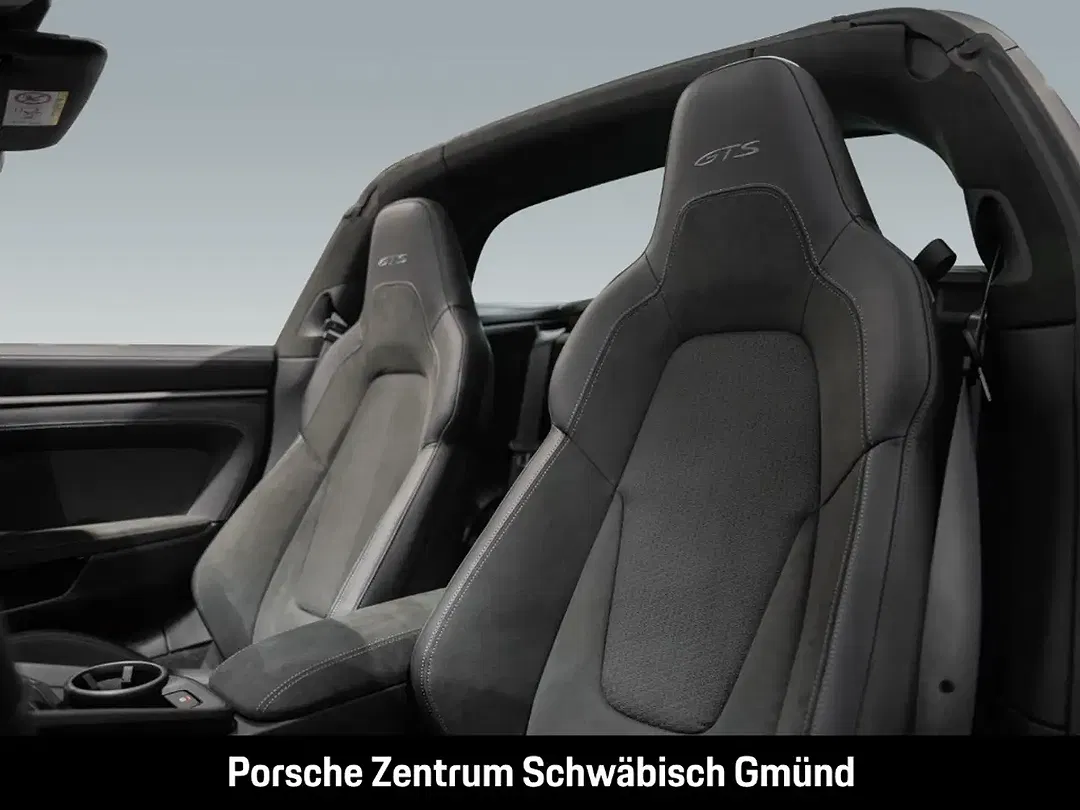 Porsche 992 - Thumbnail 6