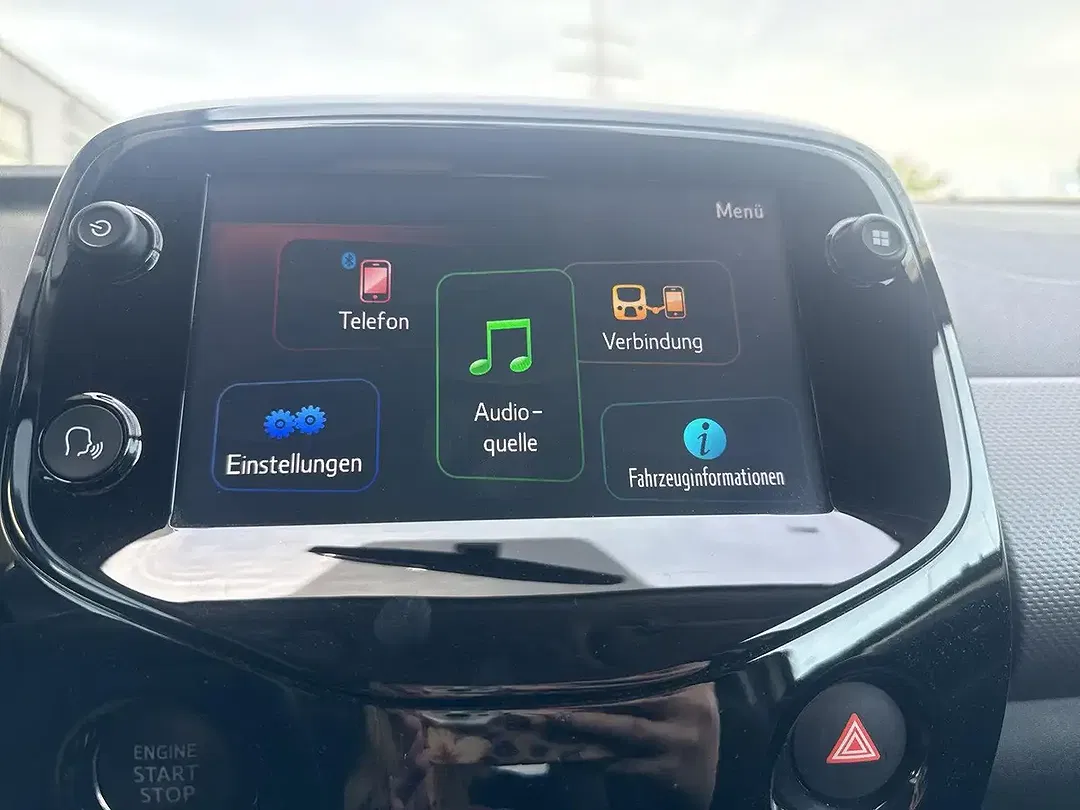 Peugeot 108 - Thumbnail 13