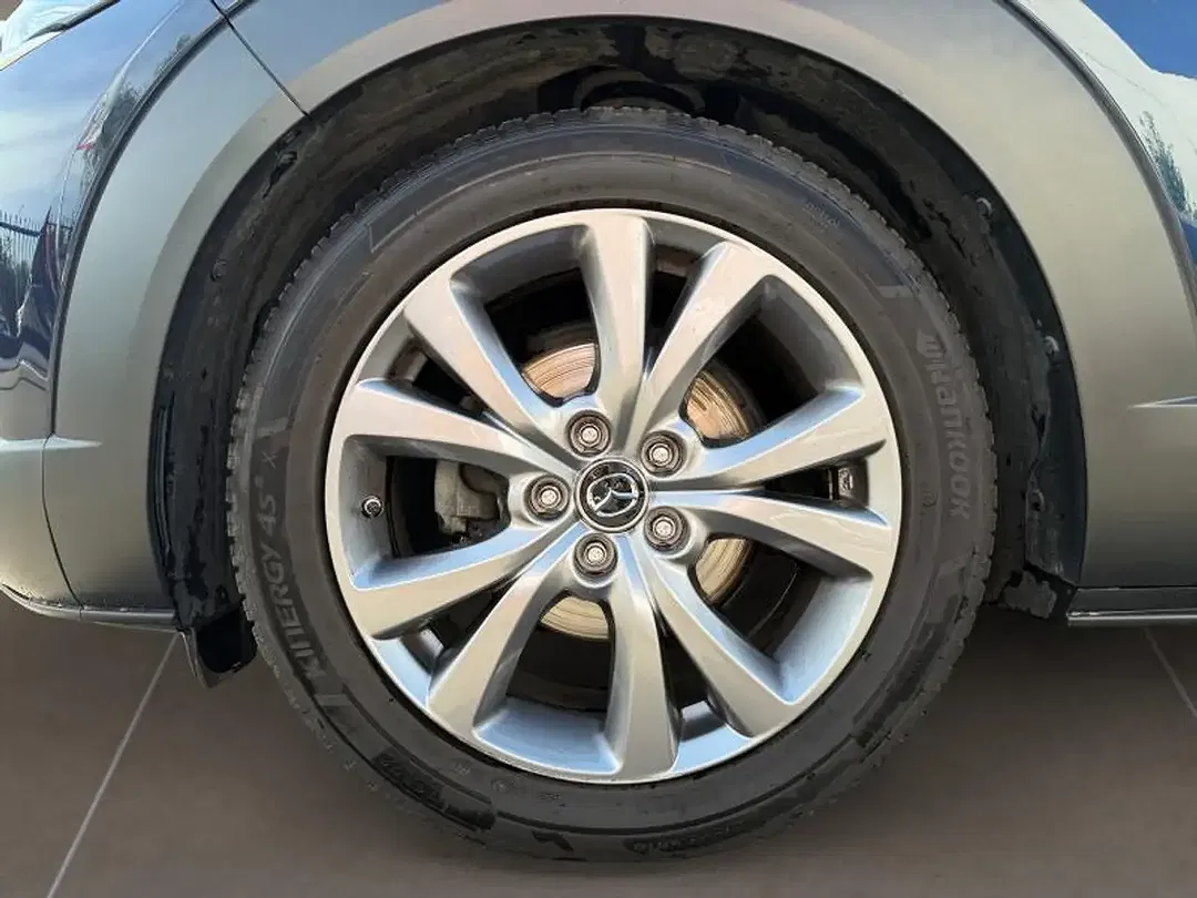 Mazda CX-30 - Thumbnail 2