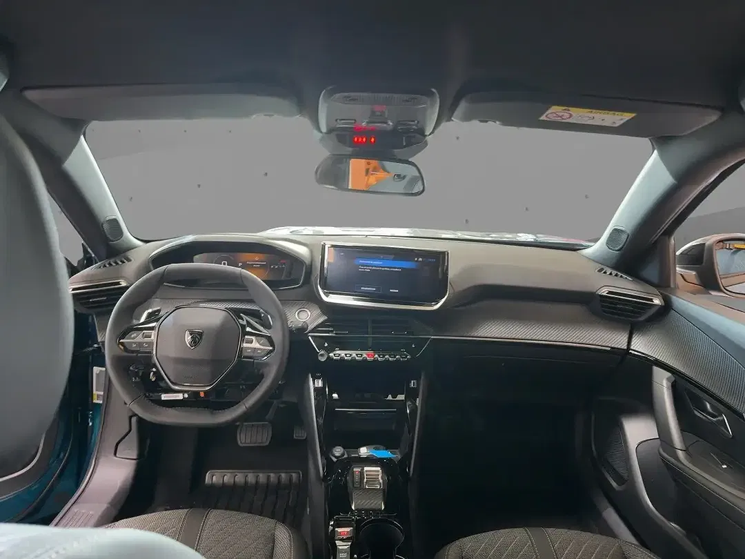 Peugeot 2008 - Thumbnail 9