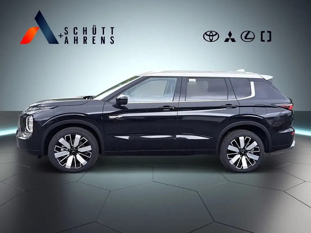 Mitsubishi Outlander - Thumbnail 2