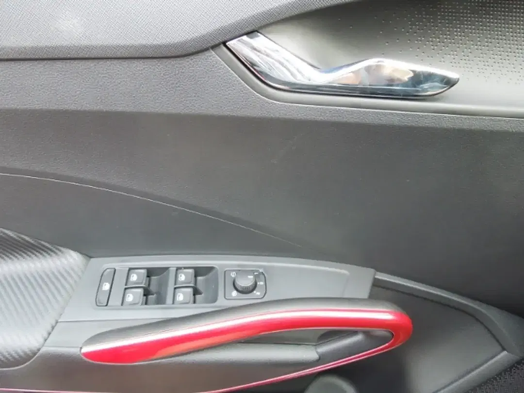 Skoda Fabia - Thumbnail 9