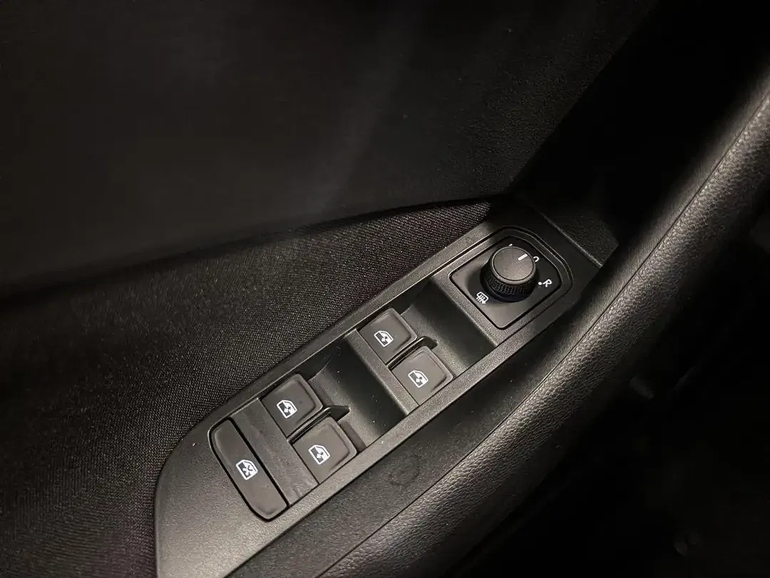 Skoda Kamiq - Thumbnail 18