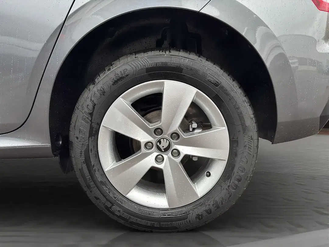 Skoda Kamiq - Thumbnail 23