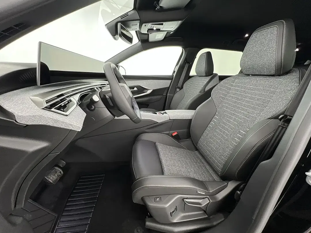 Peugeot 5008 - Thumbnail 7
