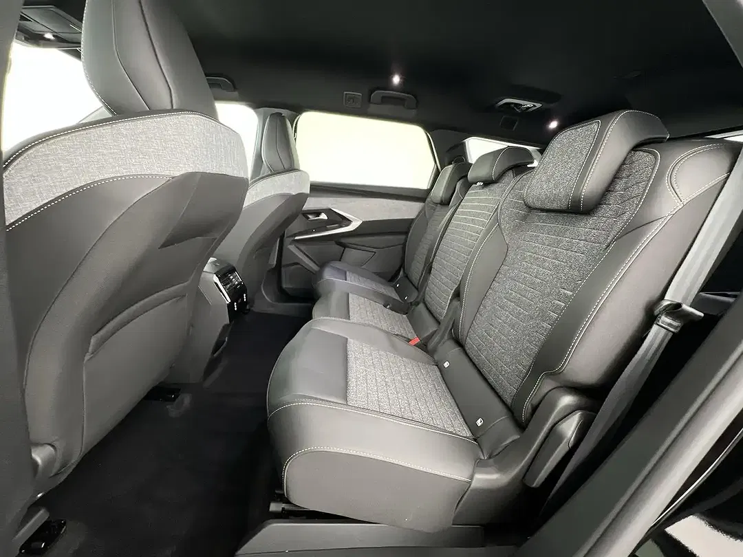 Peugeot 5008 - Thumbnail 8