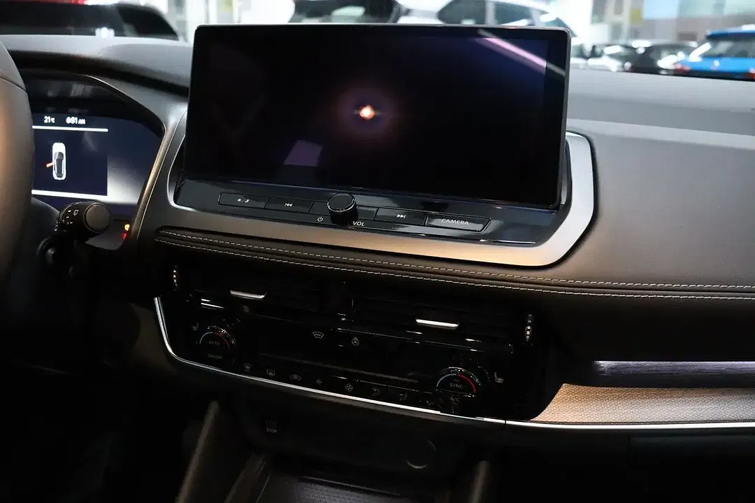 Nissan Qashqai - Thumbnail 10