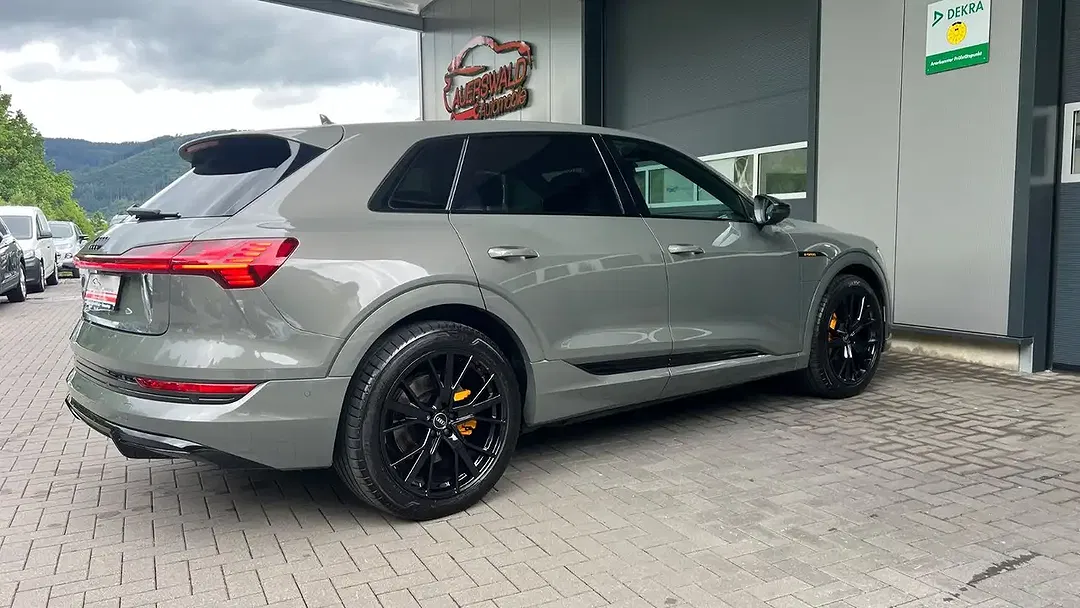 Audi e-tron - Thumbnail 15