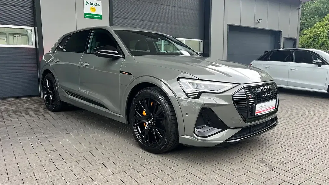 Audi e-tron - Thumbnail 8