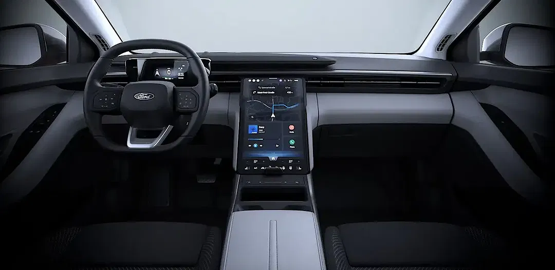 Ford Explorer - Thumbnail 5