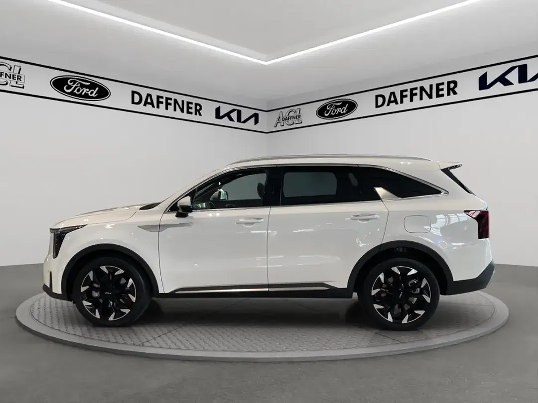 Kia Sorento - Thumbnail 3