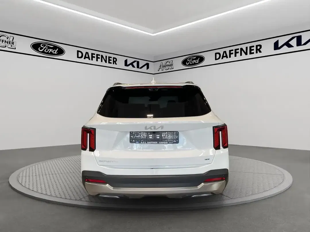 Kia Sorento - Thumbnail 5