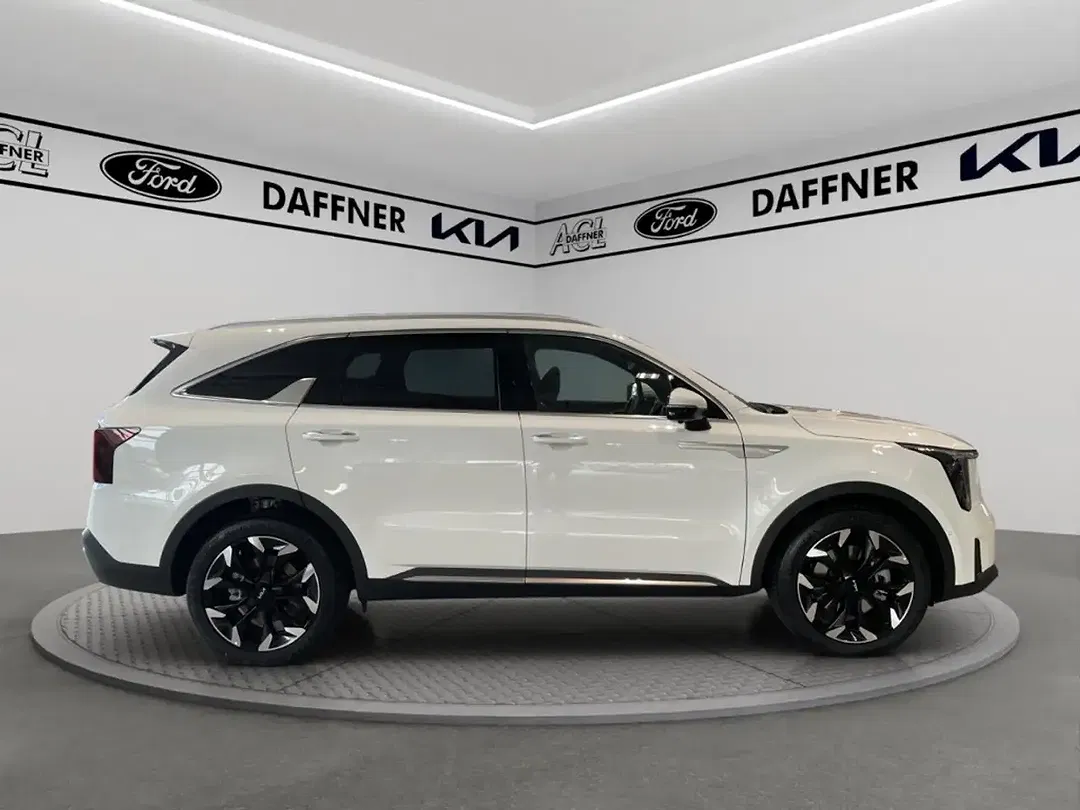 Kia Sorento - Thumbnail 7