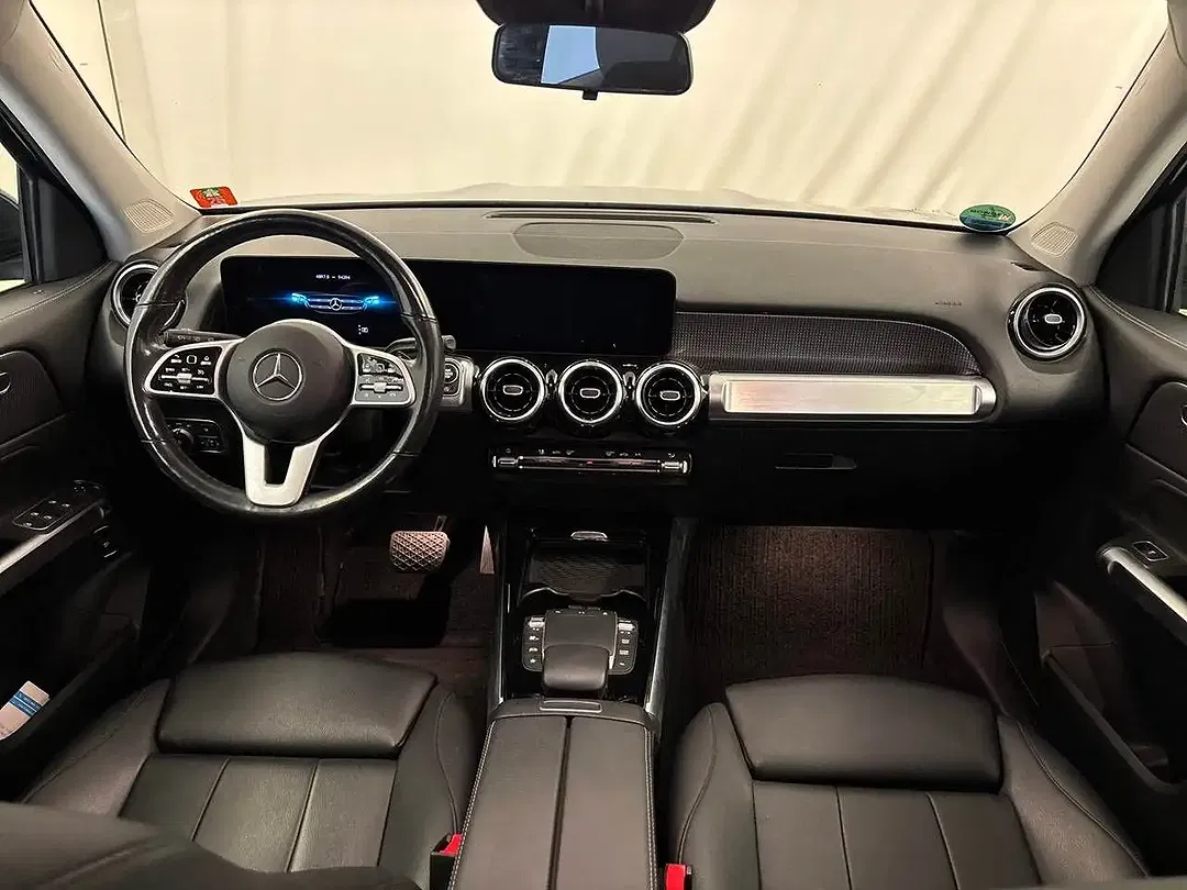Mercedes-Benz GLB 200 - Thumbnail 8