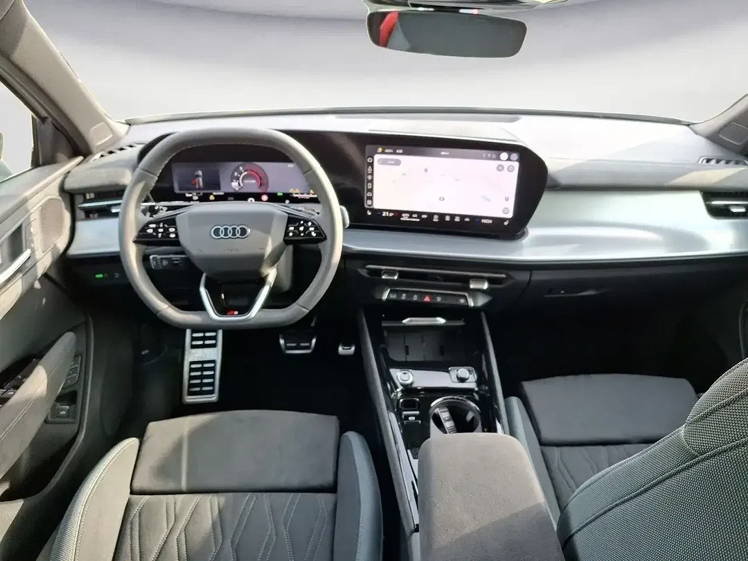 Audi Q3 - Thumbnail 7