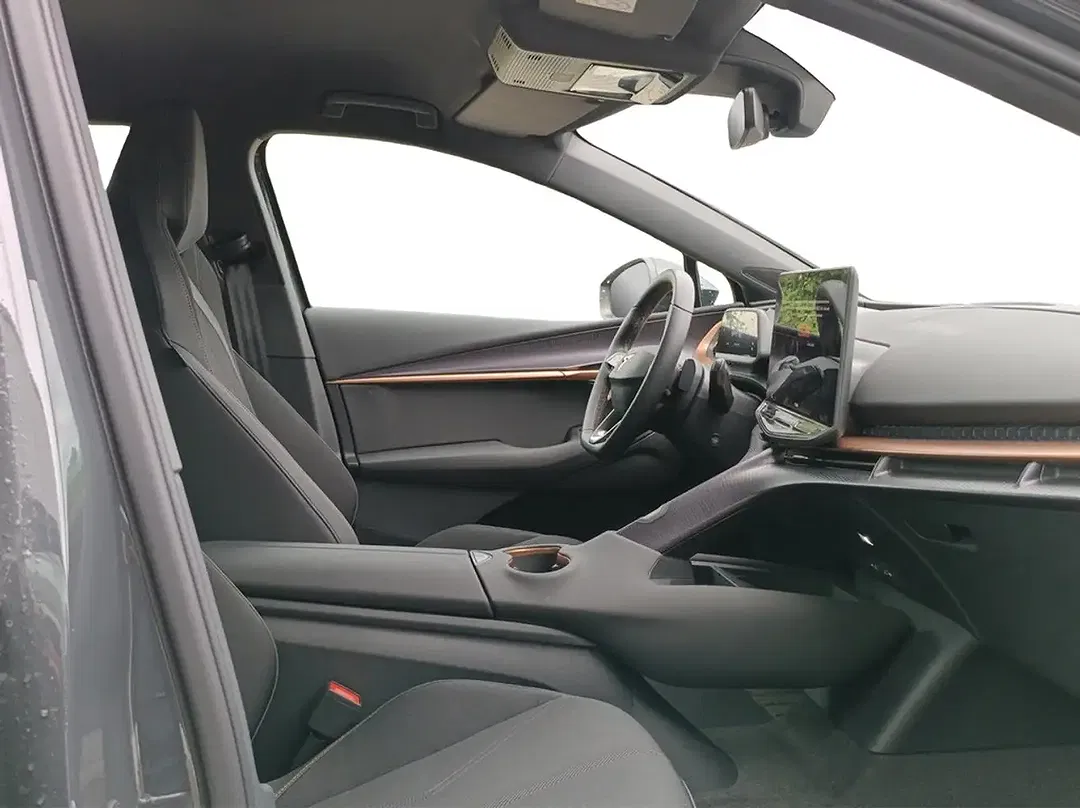 CUPRA Tavascan - Thumbnail 10
