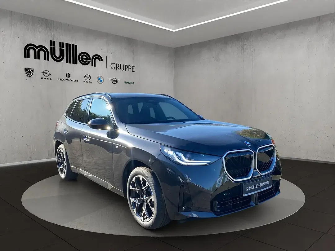 BMW X3 - Thumbnail 3