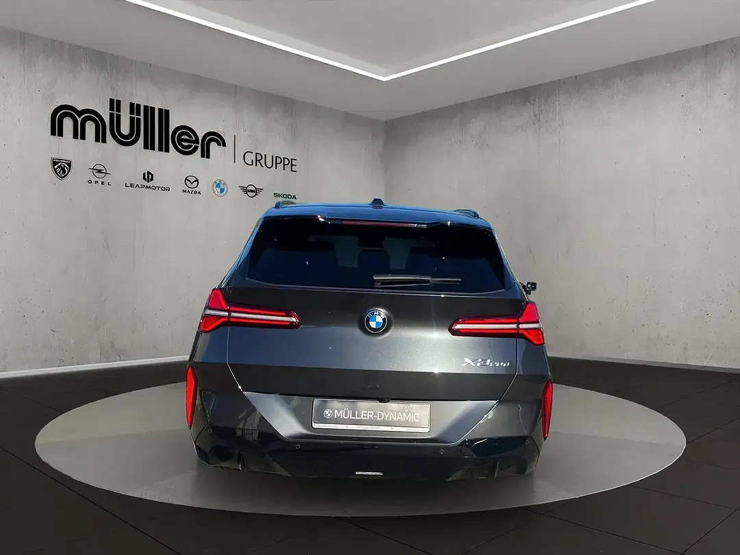 BMW X3 - Thumbnail 6