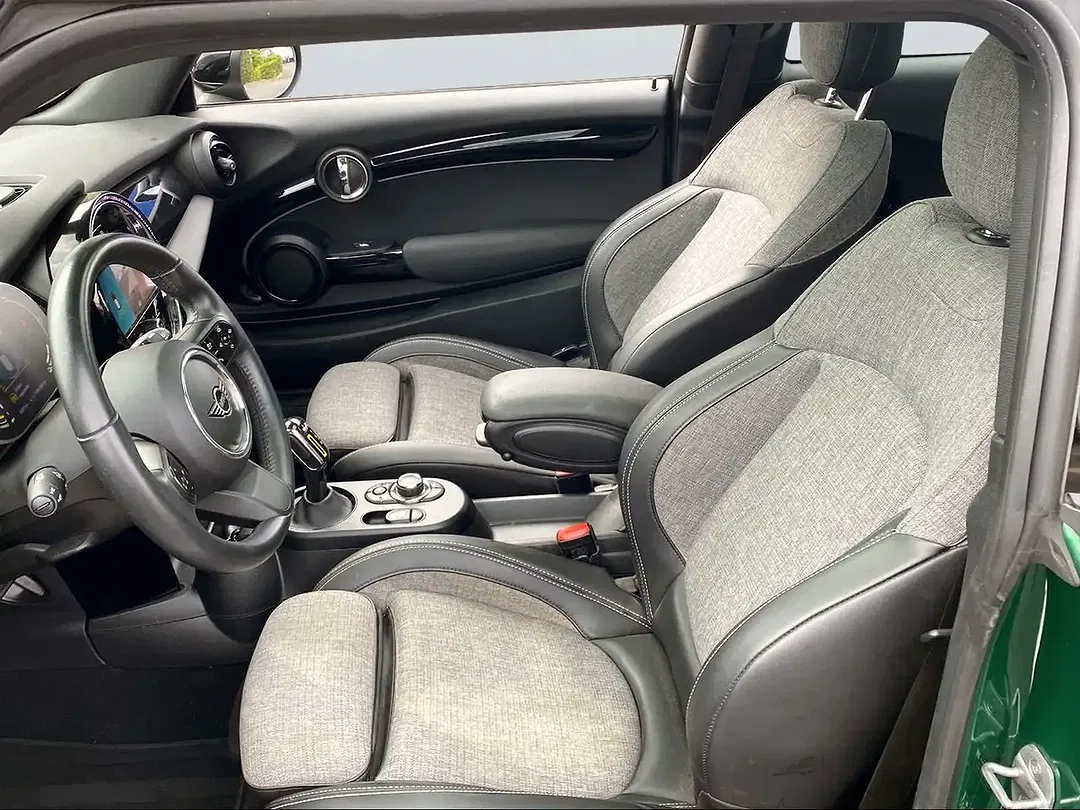 MINI Cooper SE - Thumbnail 11
