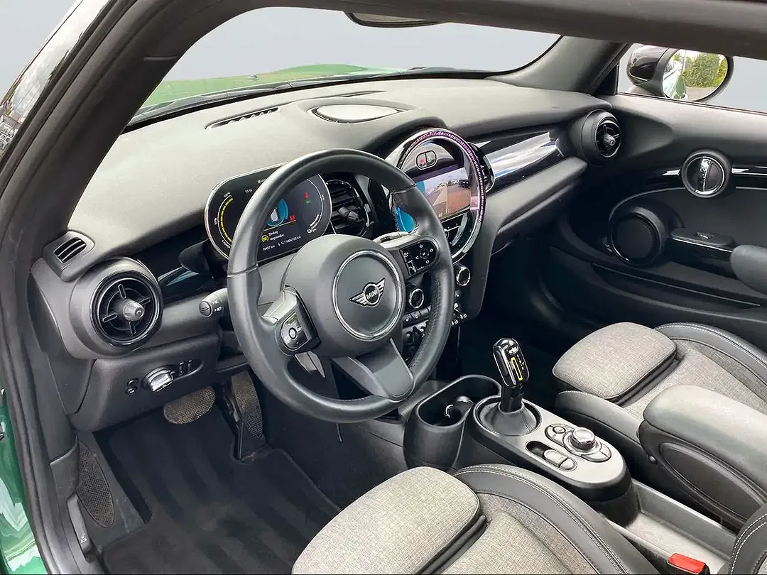 MINI Cooper SE - Thumbnail 12