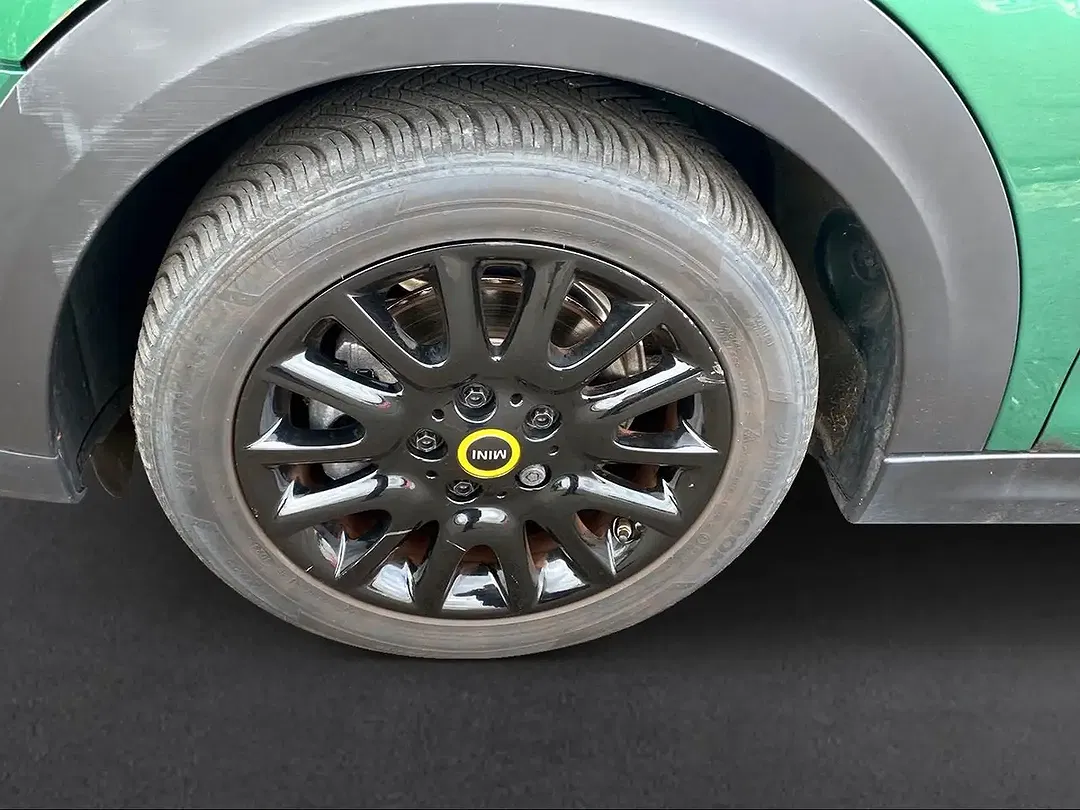 MINI Cooper SE - Thumbnail 8