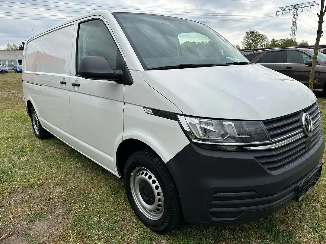 Volkswagen Transporter - Thumbnail 2
