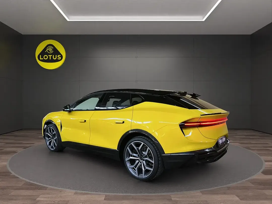 Lotus Eletre - Thumbnail 5