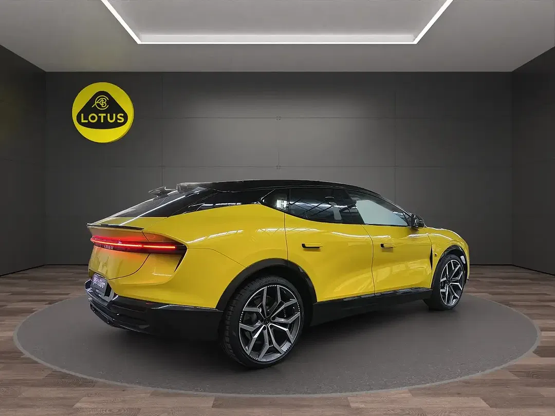 Lotus Eletre - Thumbnail 7