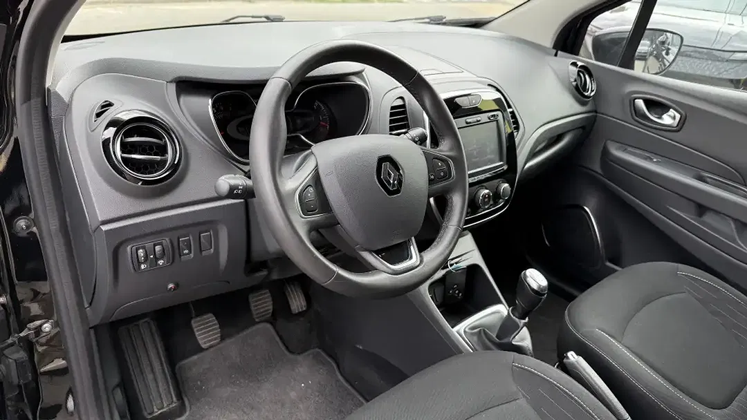 Renault Captur - Thumbnail 11