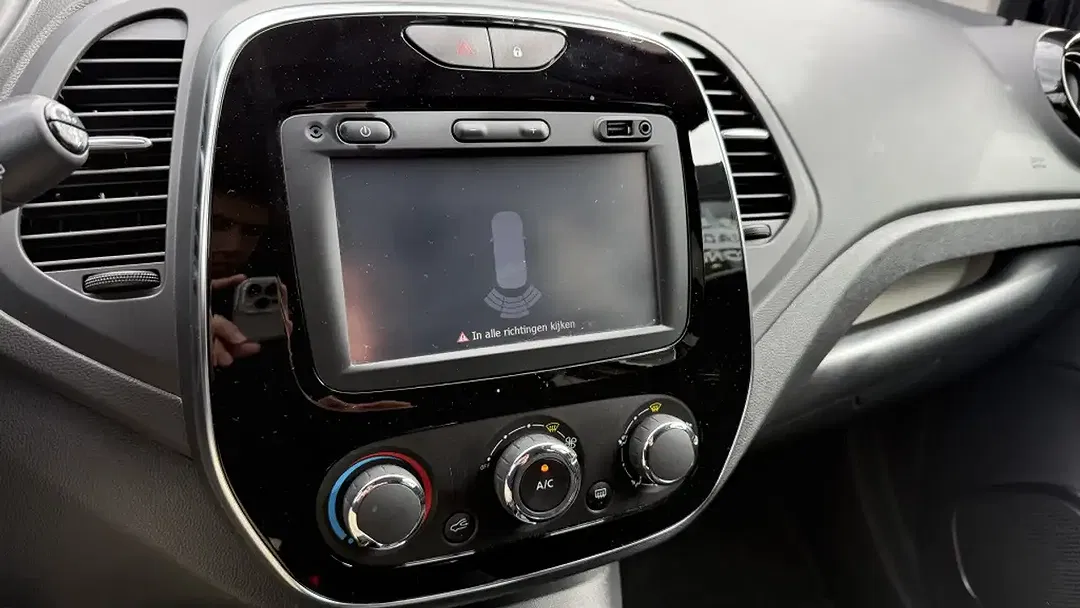 Renault Captur - Thumbnail 14