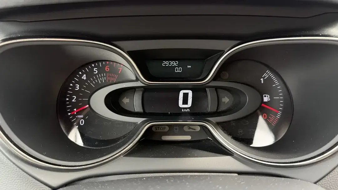 Renault Captur - Thumbnail 15