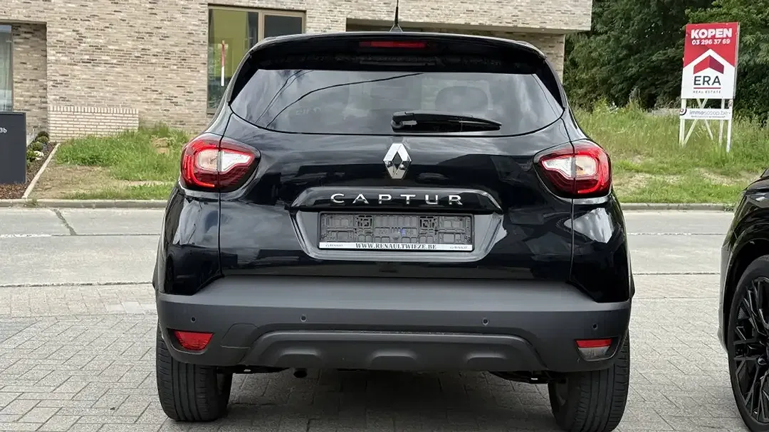 Renault Captur - Thumbnail 4