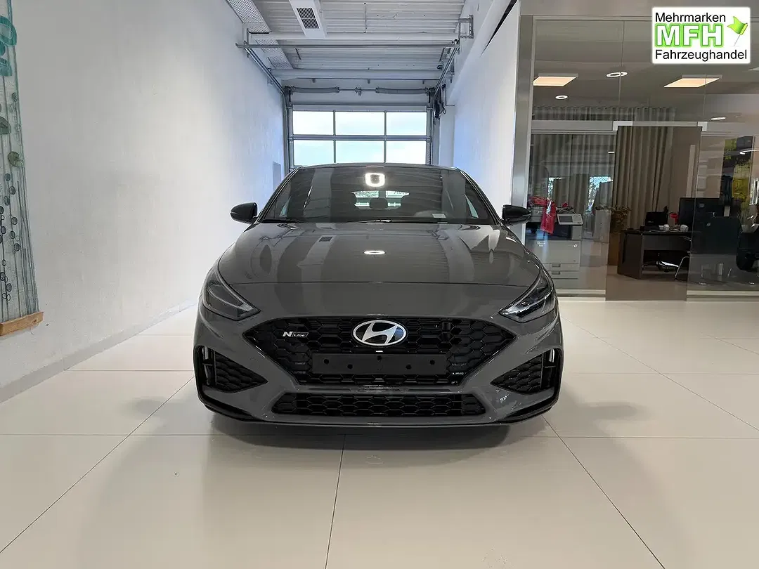 Hyundai i30 - Thumbnail 2