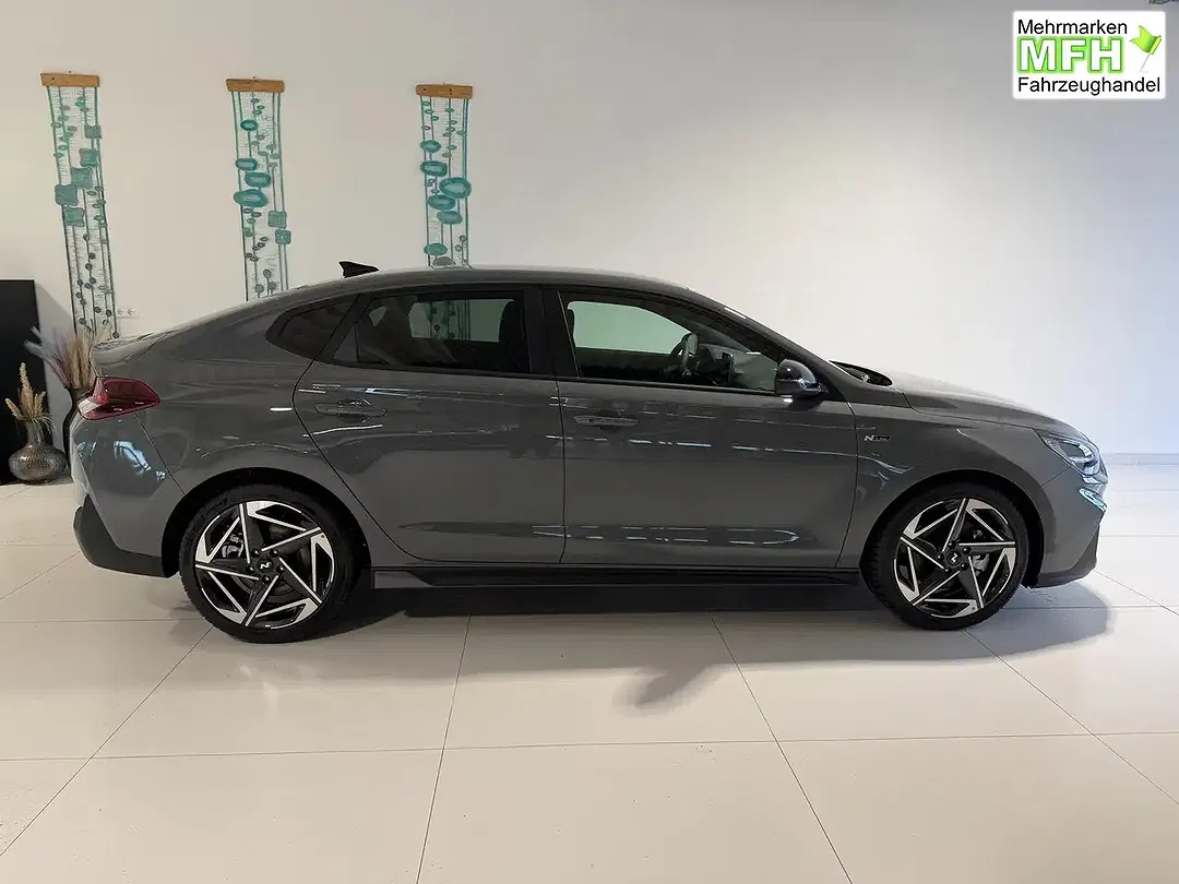 Hyundai i30 - Thumbnail 4