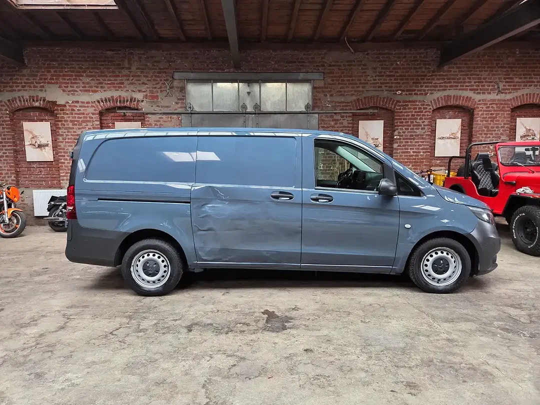 Mercedes-Benz Vito - Thumbnail 4