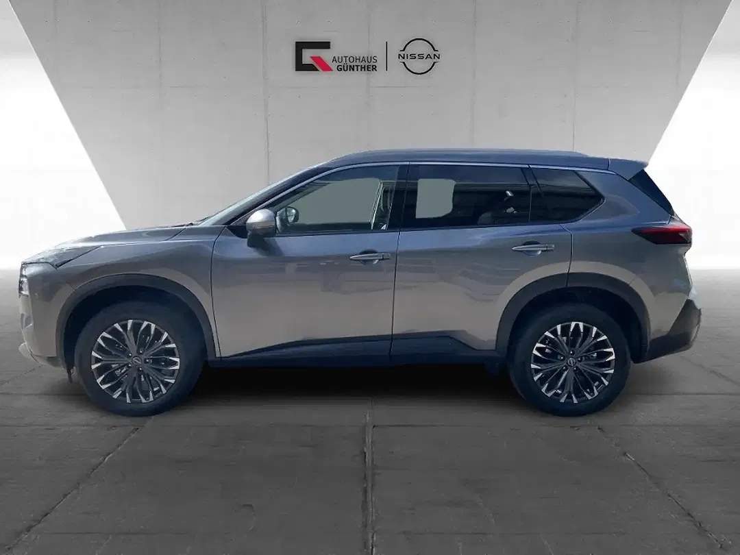 Nissan X-Trail - Thumbnail 1