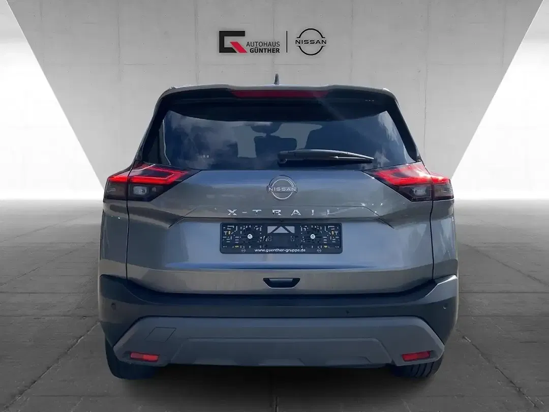 Nissan X-Trail - Thumbnail 2